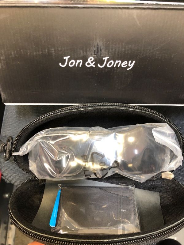 Photo 2 of JON&JONEY Polarized Sports Sunglasses Men's Riding Running Beach Volleyball Tennis TR Anti-UV Black Gray Water Silver
