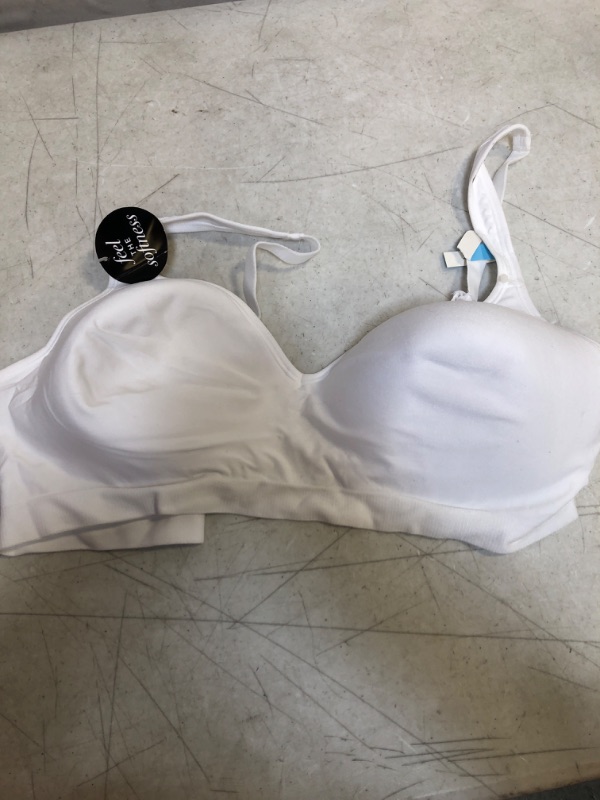 Photo 1 of Bali Women's Bra, SIZE 40 C