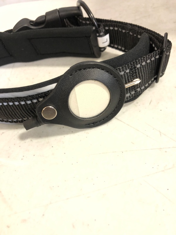 Photo 4 of Airtag Dog Collar, Nylon Airtag Holder, Ultra-Durable Airtag Case, Heavy Duty Apple Airtag Holder, Adjustable Air Tag Accessories Pet Collar SIZE L
