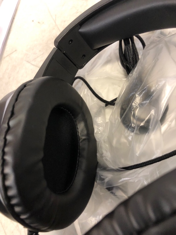 Photo 1 of Computer Headphone, Wired Headphone, Over-Ear Headphone with Microphone, Volume Adjustment with Cable, Suitable for Daily, Study, and Business
