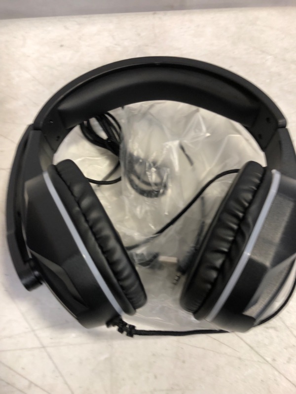 Photo 1 of Computer Headphone, Wired Headphone, Over-Ear Headphone with Microphone, Volume Adjustment with Cable, Suitable for Daily, Study, and Business
