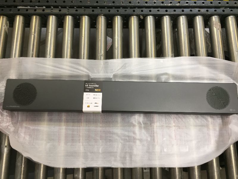 Photo 4 of LG S75Q 3.1.2ch Sound bar with Dolby Atmos DTS:X, High-Res Audio, Synergy with LG TV, Meridian, HDMI eARC, 4K Pass Thru with Dolby Vision
