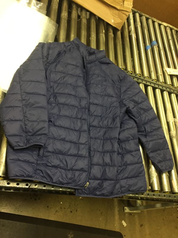 Photo 1 of Amazon Essentials Men's Puffer Jacket sz 4XLT 