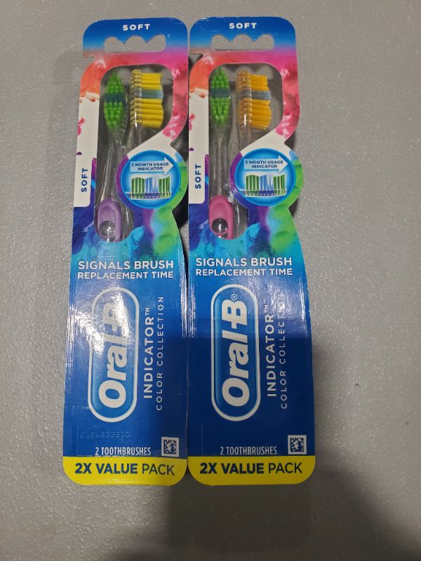 Photo 1 of (2) Oral-B Indicator Color Collection Manual Toothbrush, Soft, 2 Count 