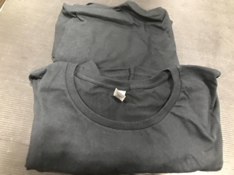 Photo 1 of Adult Gildan Black T-Shirt 2xl 2pack 