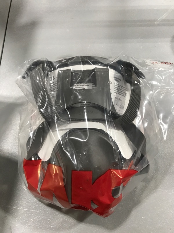 Photo 2 of 3M Full Facepiece Reusable Respirator 6900, Paint Vapors, Dust, Mold, Chemicals, Large
