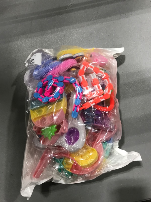 Photo 1 of Fidget Toy Bundle 