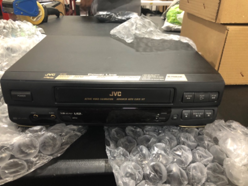 Photo 2 of JVC Video Cassette Recorder Pro-Cision 19U 4 Head Plug & Play
