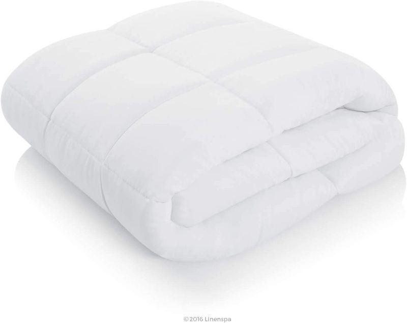 Photo 1 of 
Linenspa Comforter Duvet Insert Queen White Down Alternative All Season Microfiber-  Oversized Queen Size