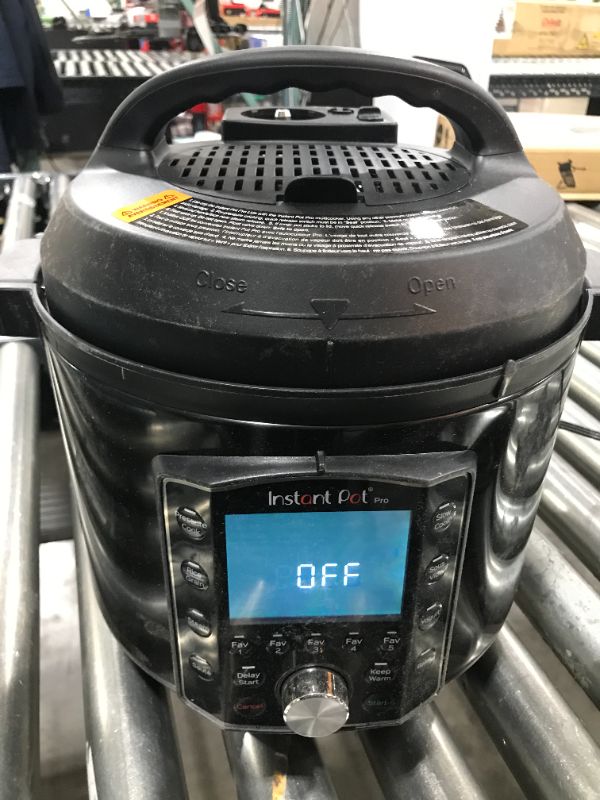 Photo 2 of INSTANT POT PRO 60