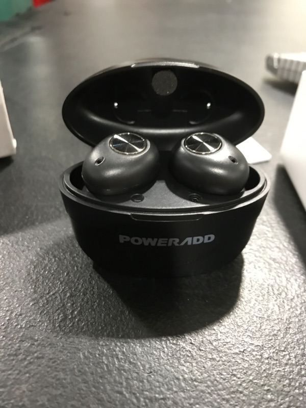 Photo 2 of True Wireless Earbuds Bluetooth 5.0 Headphones