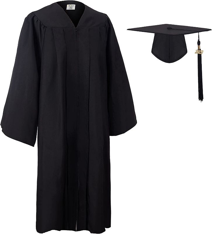 Photo 1 of BLACK CAP AND GOWN - FITS HEIGHT (5'0" - 5'2")