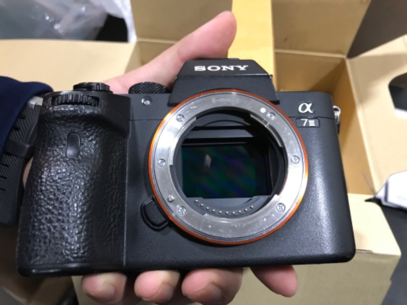 Photo 5 of Sony a7 III ILCE7M3/B Full-Frame Mirrorless Interchangeable-Lens Camera with 3-Inch LCD, Body Only, Base Configuration,Black
