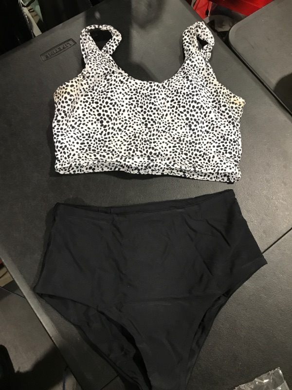 Photo 1 of ZAFUL - SWIMSUIT - TWO PIECE - MEDIUM - 