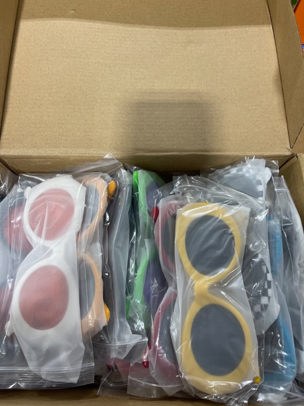 Photo 1 of 30 Pairs Retro Clout Oval Goggles 30 Colors Retro Kurt Mod Sunglasses Thick Frame Sunglasses Round Lens

