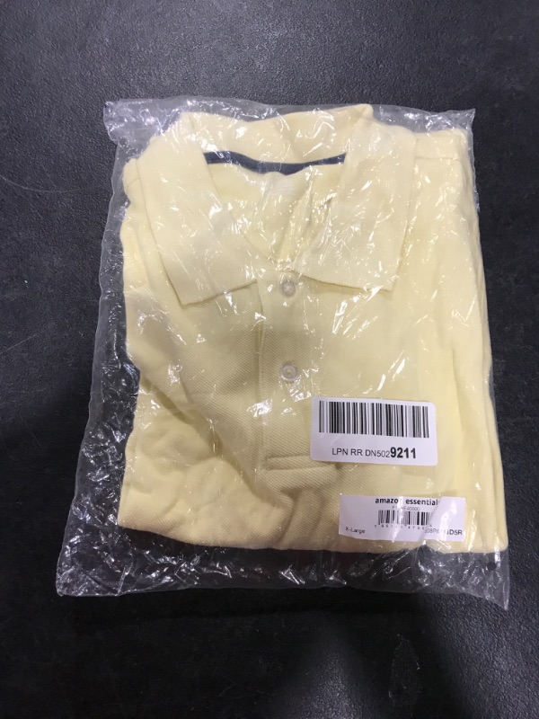 Photo 2 of Amazon Essentials Men's Regular-Fit Cotton Pique Polo Shirt - SIZE XL 
