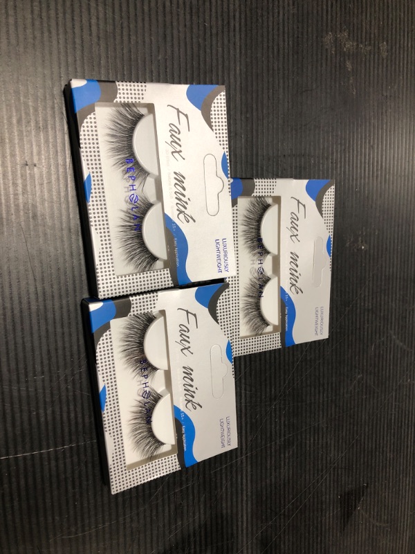 Photo 1 of 3D FAUX MINK LUXURIOUSLY LIGHTWEIGHT EYE LASHES 3 PACK