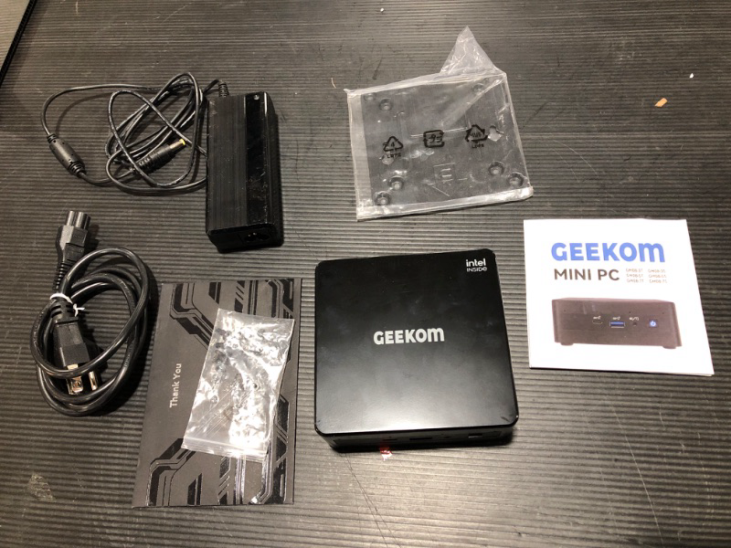 Photo 1 of GEEKOM MINI PC 
SN 0534222010133