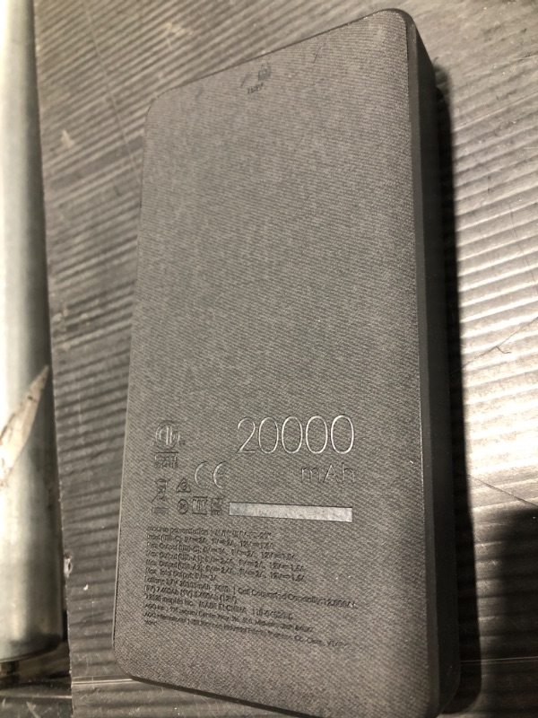 Photo 3 of mophie - powerstation xxl - portable charger containing a 20,000mah battery and 18w usb-c pd fast charge - black