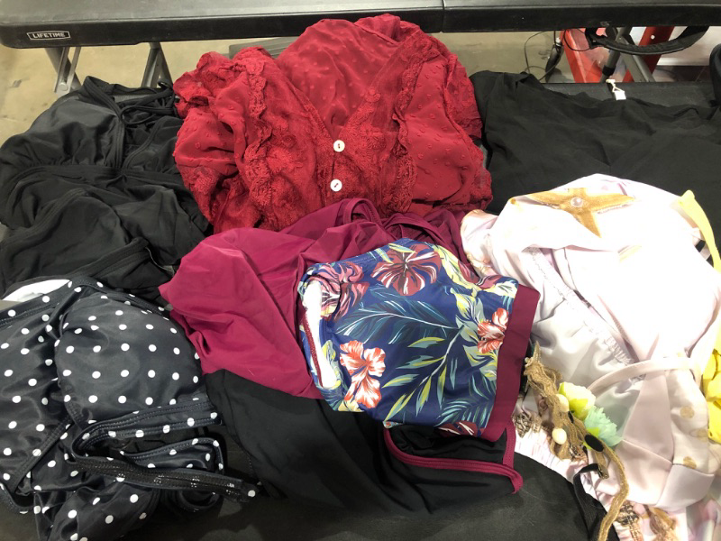 Photo 3 of BAG LOT --- WOMENS CLOTHING, SWIMSUITS, DRESSES, TOPS -- SIZES VARY 