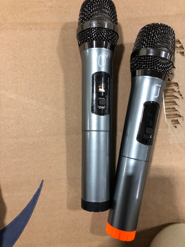Photo 3 of ( 2 PACK) WIRELESS MICROPHONES 