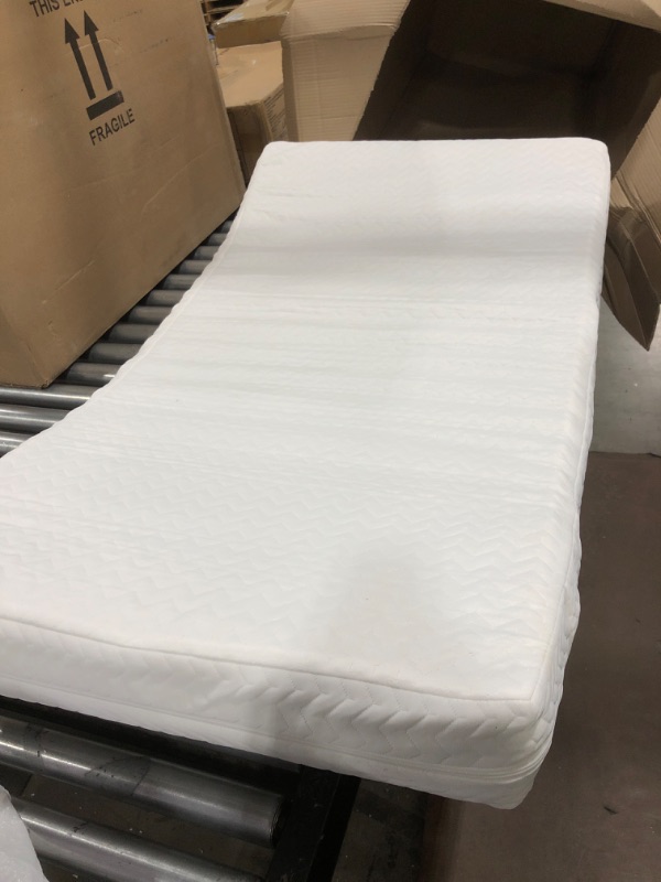 Photo 2 of Dream On Me Baby Zzz 5” Foam Crib & Toddler Bed Mattress in White