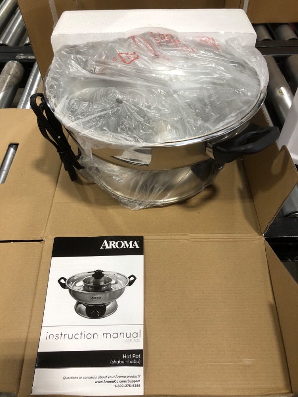 Photo 2 of Aroma Stainless Steel Hot Pot, Silver (ASP-600), 5 quart