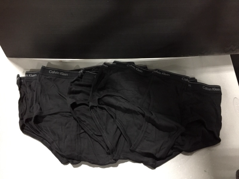 Photo 2 of 
Calvin Klein Men's Underwear Cotton Classics 6-Pack Brief BLACK SIZE - XL 