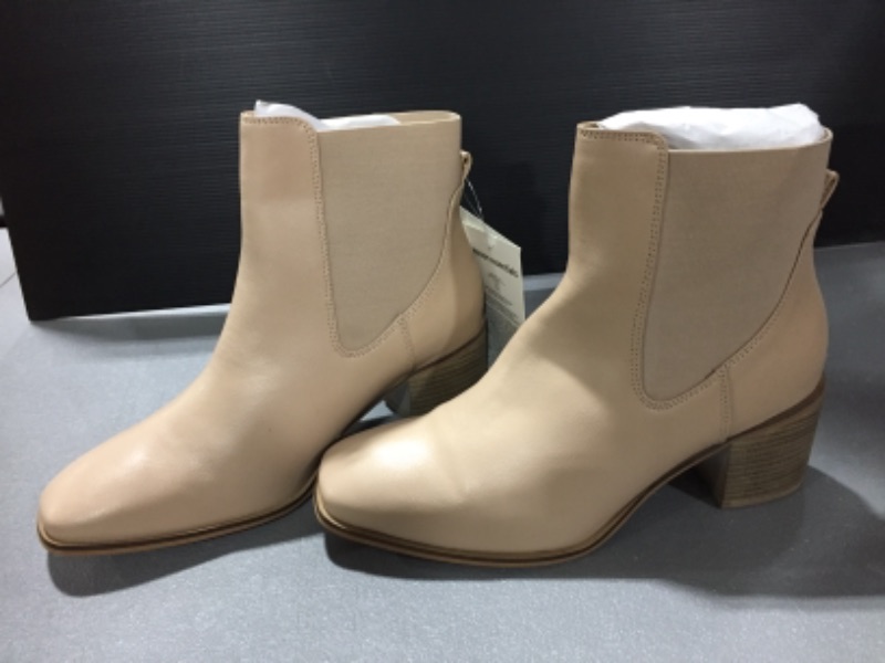 Photo 2 of Amazon Essentials Women's Square Block-Heel Chelsea Boot BEIGE SIZE - 10.5