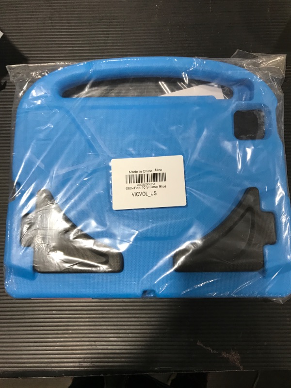 Photo 1 of I-PAD 10.9 KID CASE BLUE  