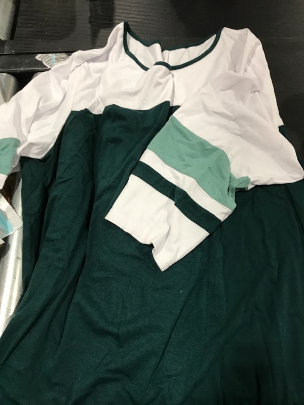 Photo 1 of 4 XL GREEN AND WHITE TOP 