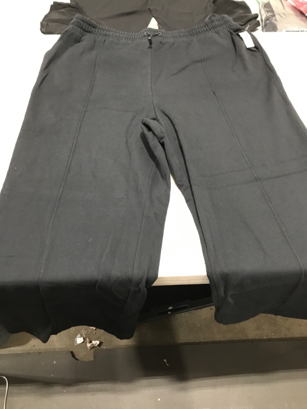 Photo 1 of 4XL MEN'S SWEATPANTS 