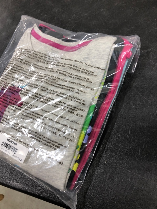 Photo 2 of 4 PACK T SHIRTS Spotted Zebra Girls and Toddlers' Short-Sleeve T-Shirt Tops, Multipacks 4 Pink/Black/Grey, Unicorn SIZE Medium