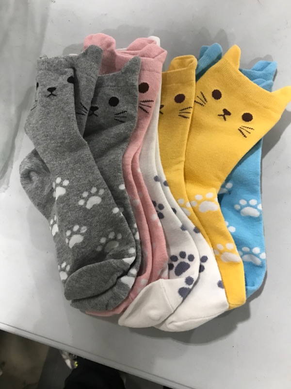 Photo 1 of 5 Par of kitty socks