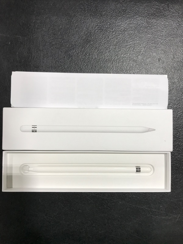 Photo 2 of Apple Pencil (1st Generation)
