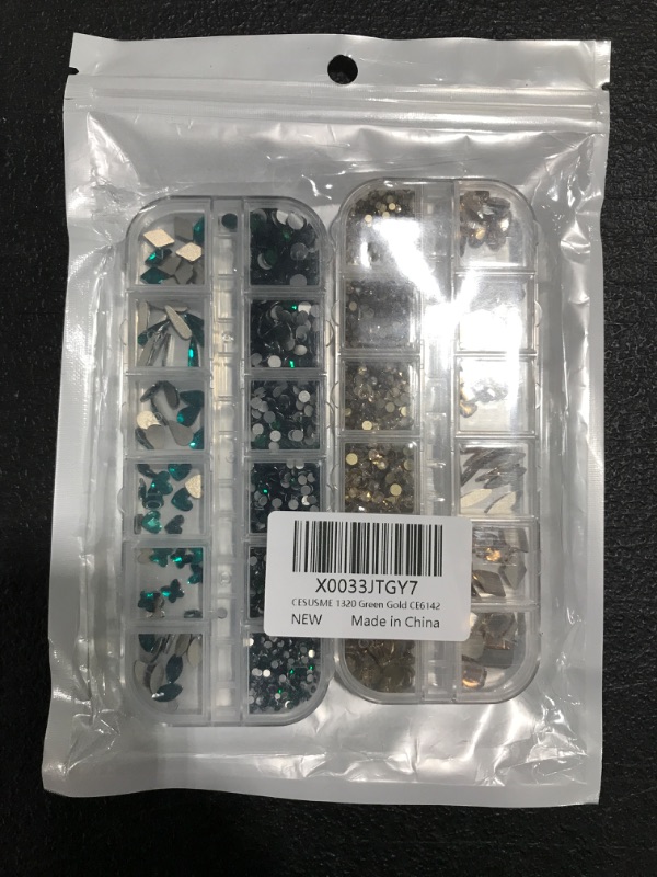 Photo 1 of 1320 PIECE GREEN & GOLD NAIL ART KIT. 