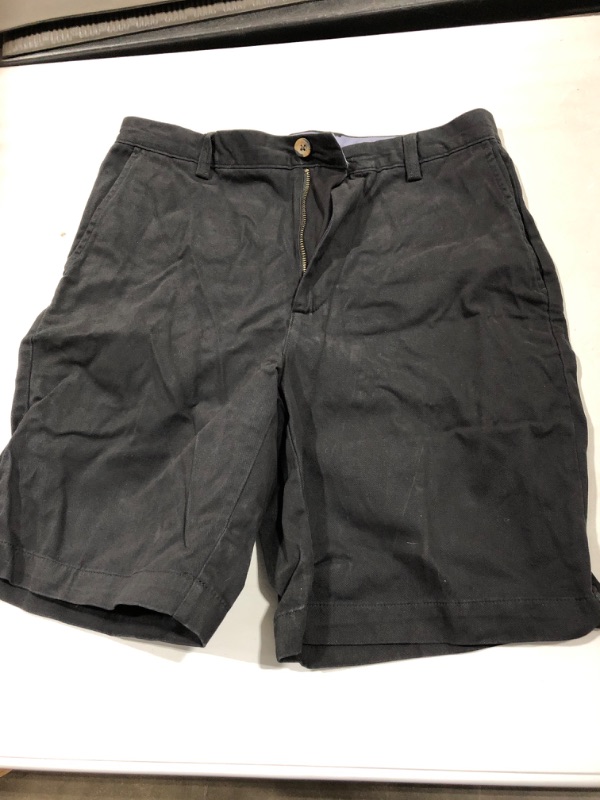 Photo 1 of Amazon Essentials Shorts Size 30