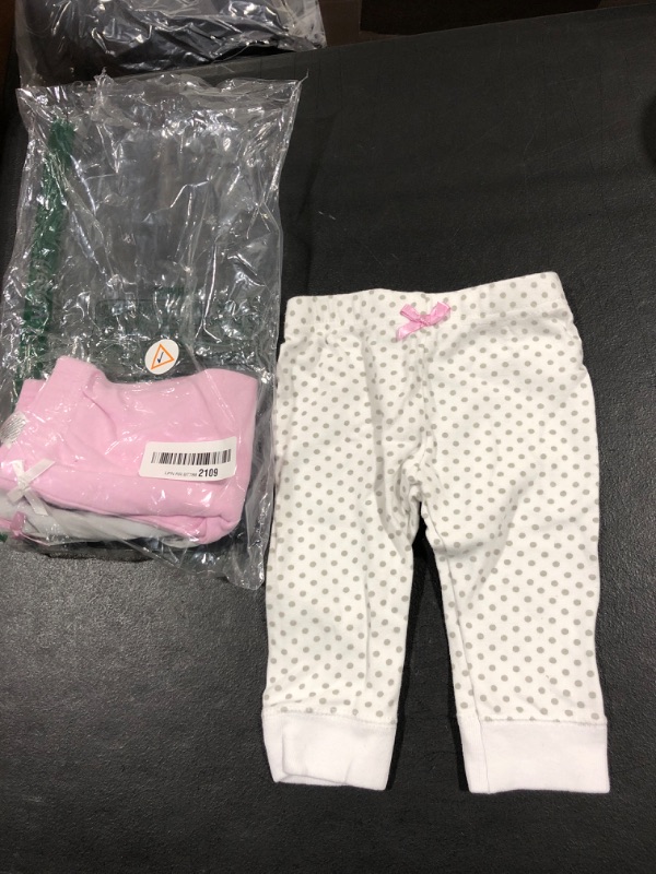 Photo 1 of Baby's Pants Size 6 M Pack of 3