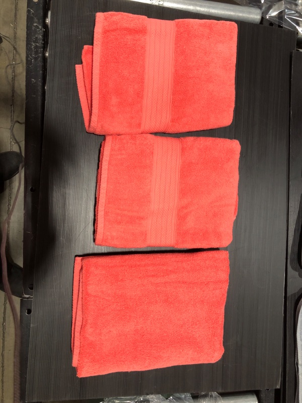 Photo 2 of 
GLAMBURG Ultra Soft Towel Set - 100% Pure Ringspun Cotton, 3 towels