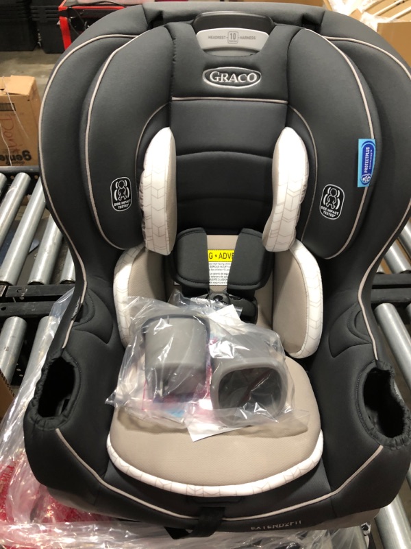 Photo 3 of Graco Extend2Fit Convertible Car Seat | Ride Rear Facing Longer with Extend2Fit, Redmond 2-in-1 Redmond