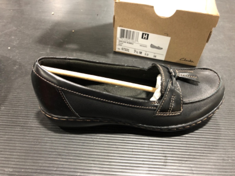 Photo 2 of Clarks Women's Ashland Bubble Loafer
size 7 1/2 black 