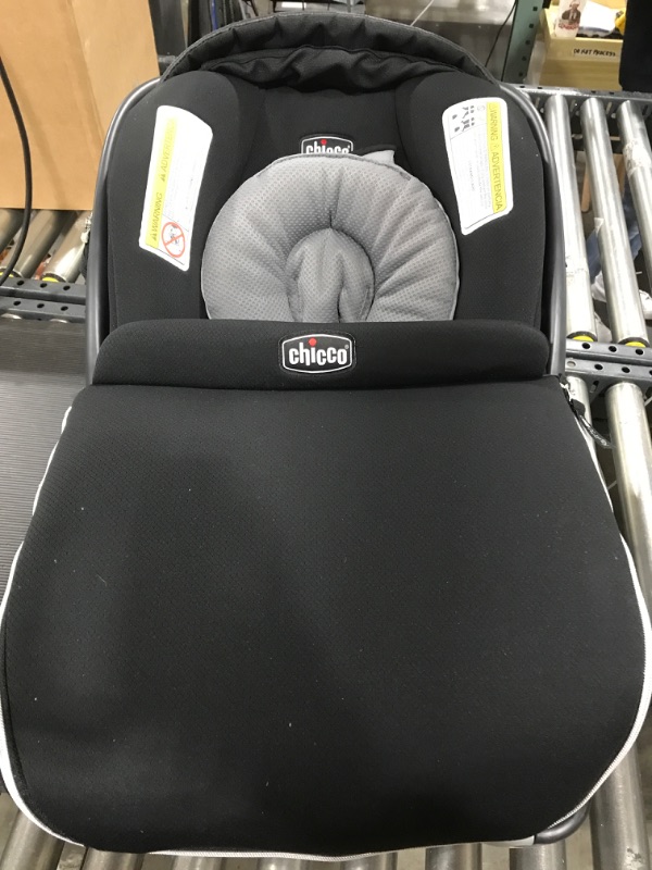 Photo 3 of Chicco KeyFit 30 Zip Air Infant Car Seat and Base | Rear-Facing Seat for Infants 4-30 lbs. | Includes Infant Head and Body Support | Zip-Open Boot and 3D AirMesh Q Collection KeyFit 30 with 3S AirMesh