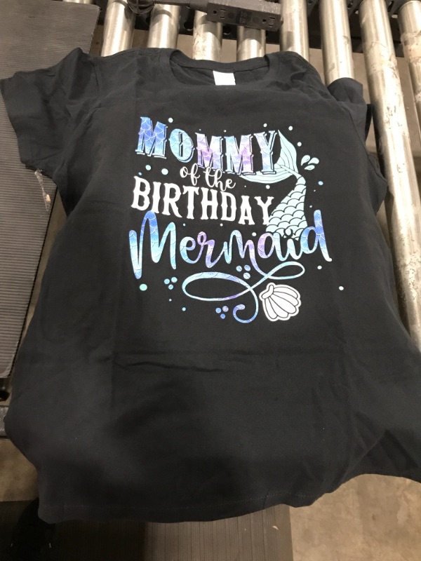 Photo 1 of " MOMMY OF THE BIRTHDAY MERMAID" WOMENS SHIRT- BLK- SIZE L