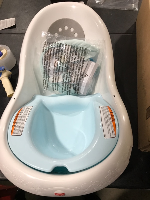 Photo 2 of Fisher-Price 4-In-1 Sling 'N Seat Bath Tub, Pacific Pebble, Baby To Toddler Convertible Tub With Seat And Toys