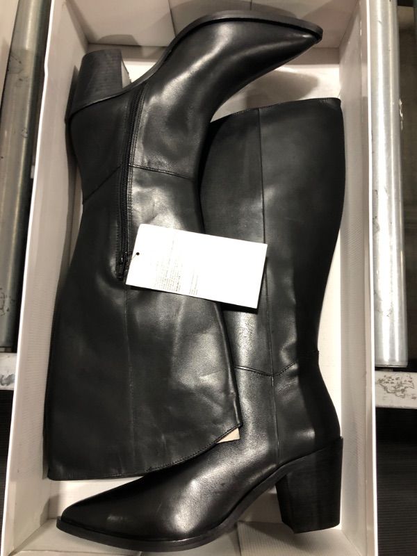 Photo 2 of  Women's Chunky Heel Knee High and Up Boots SIZE 9