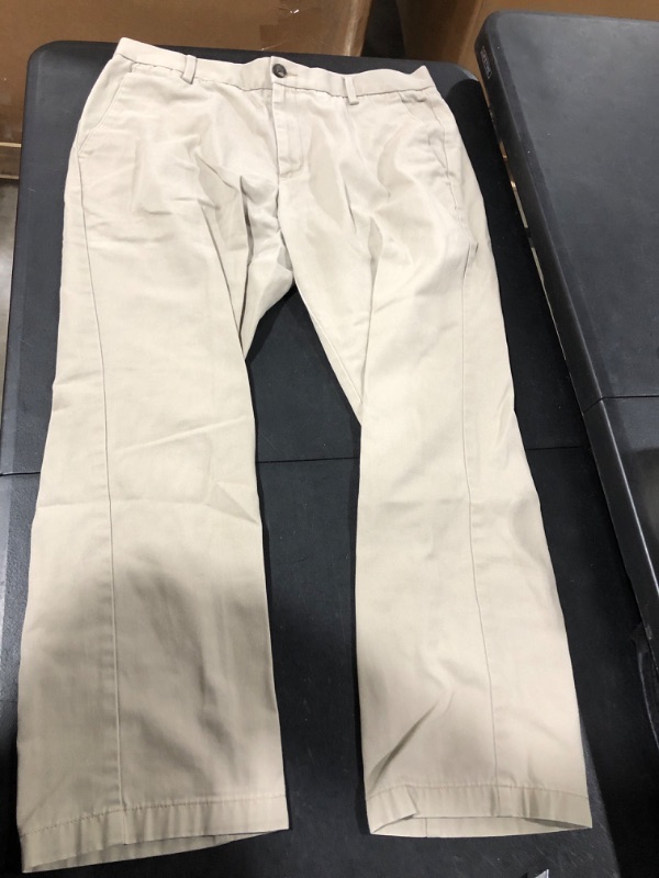 Photo 1 of Amazon Essentials Men's Dress Pants/ 32 X 28