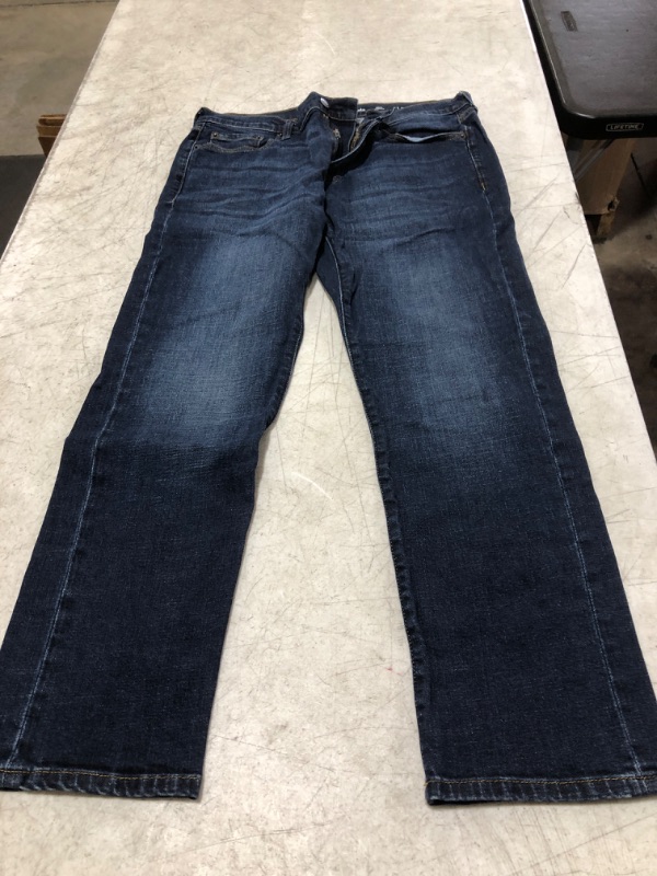 Photo 1 of Amazon Essentials Jeans/ 31 X 29