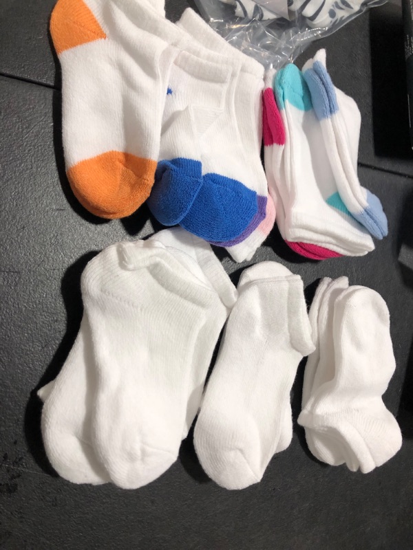 Photo 1 of Amazon Essentials 14 pack cotton cushioned socks 