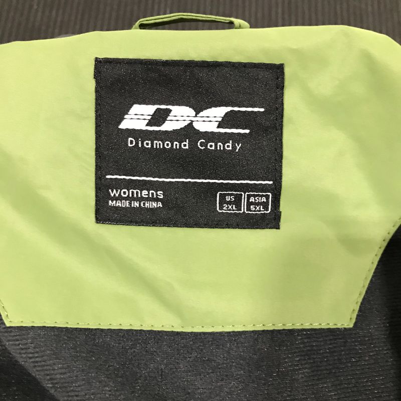 Photo 1 of Diamond Candy Waterproof Rain Jacket Women Lightweight Outdoor Raincoat Hooded for Hiking
SIZE 2XL