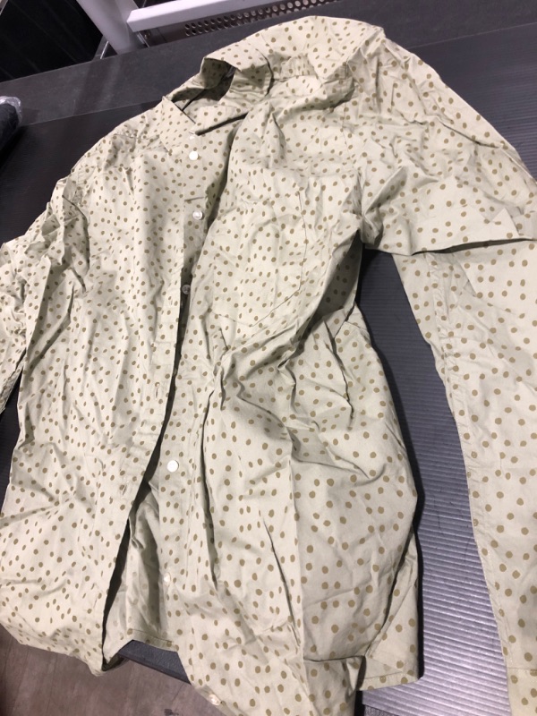 Photo 1 of Amazon Essentials green dotted button up size XL